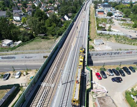 Luftaufnahme der Eisenbahnüberführung Säntisstraße